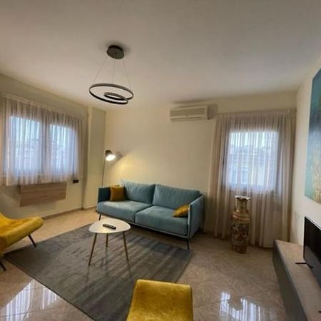 Evendum Central Apartment 1 Tiranë Eksteriør bilde